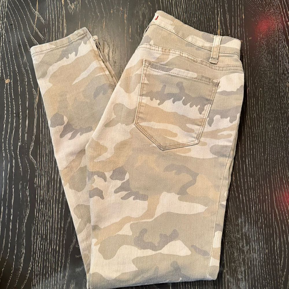 BDG Women's Camouflage Zipper Jeans Green Size 28 Casual Streetwear
